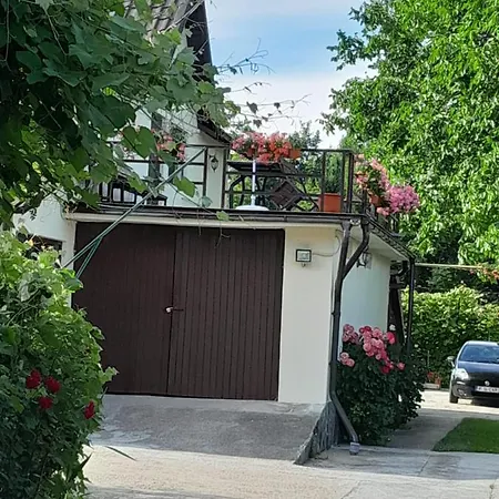 Casa Geo Breaza de Jos